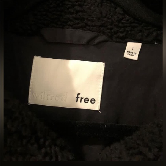 Aritzia Wilfred free teddy jacket bomber black size 1 - Picture 2 of 3
